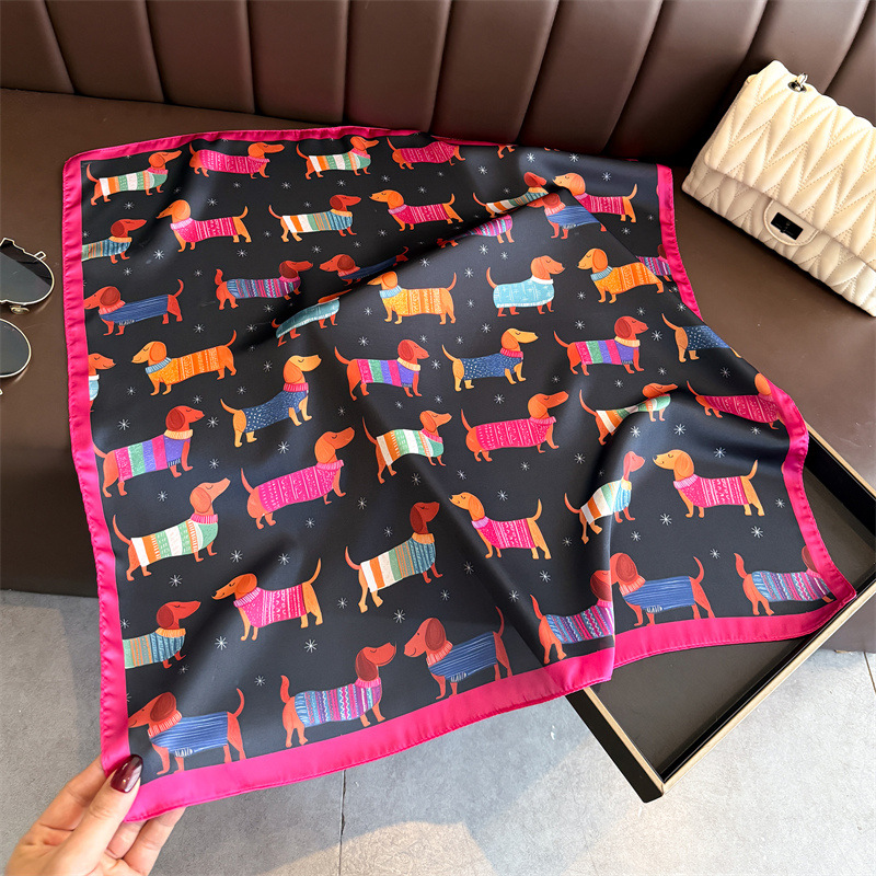 Moda Wiener Köpek Baskı Bandan - Silk Scarf Square incelemesi ve fiyatı